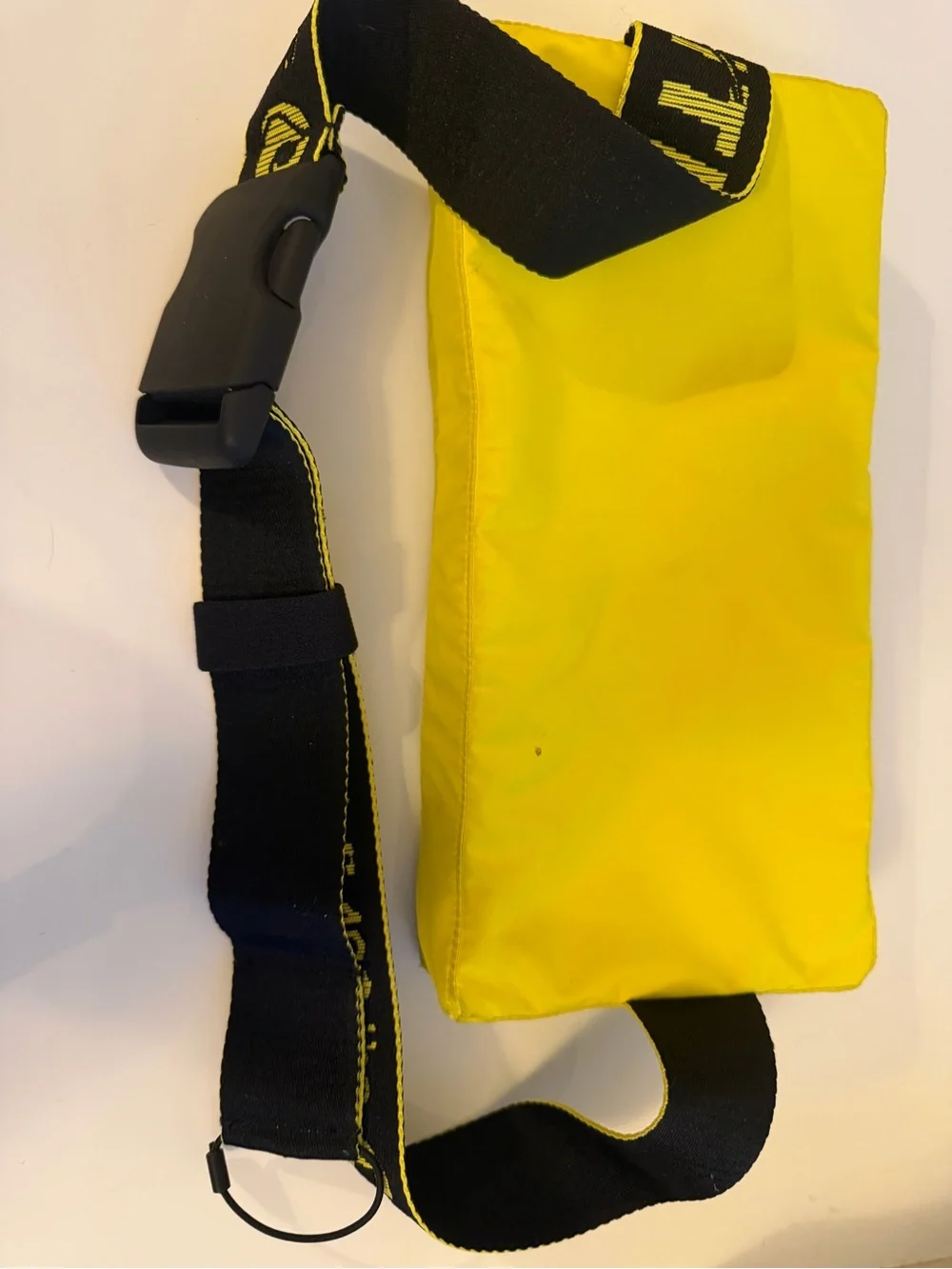 Off-White x Nike Yellow 'Keep Back' belt bag